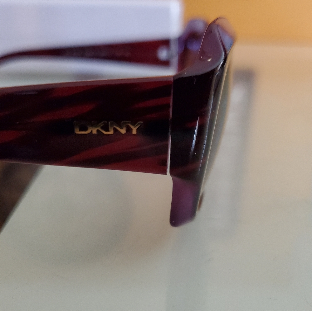 Authentic Gently Used Sunglasses - image 4